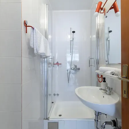 Apartment P&g Baska Voda