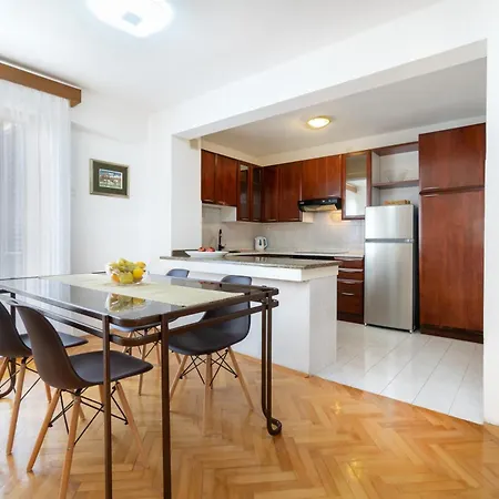 P&g Apartment *