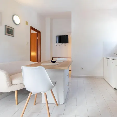 P&g Apartment *