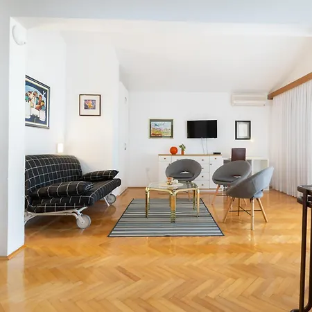 P&g Apartment